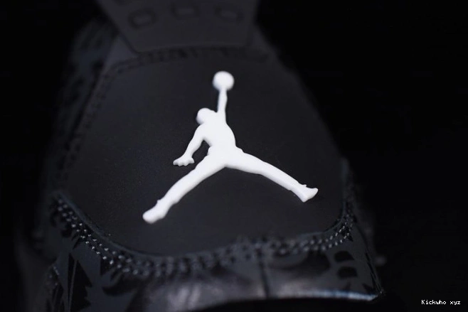 Laser CI1184-001 Air Jordan Black Retro 4 0710